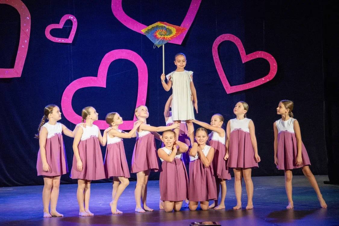 День матери отпраздновали в ДК «Лира» Городского округа Серпухов