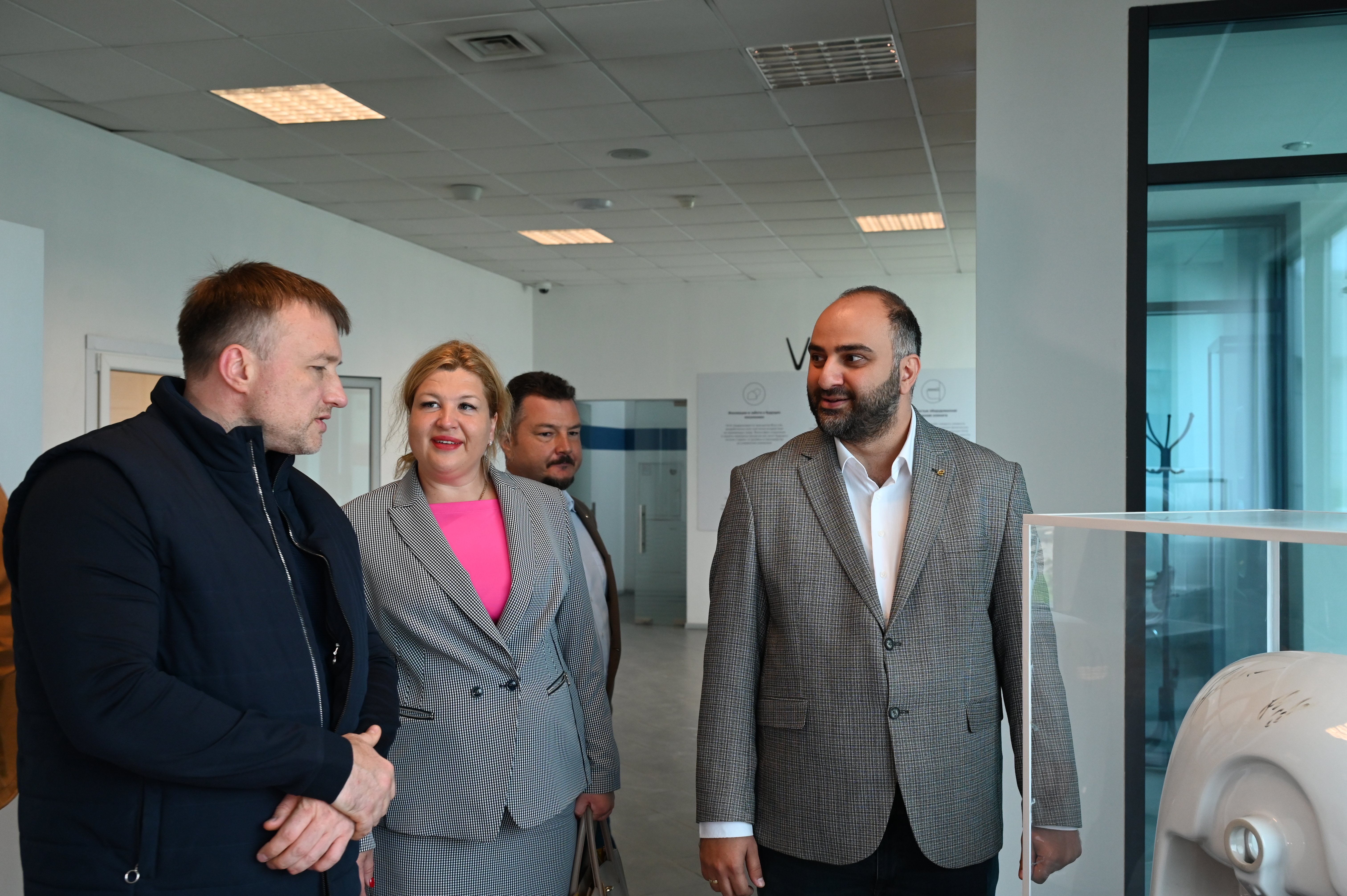 Предприятия компании «Витра» посетил Глава Серпухова Алексей Шимко