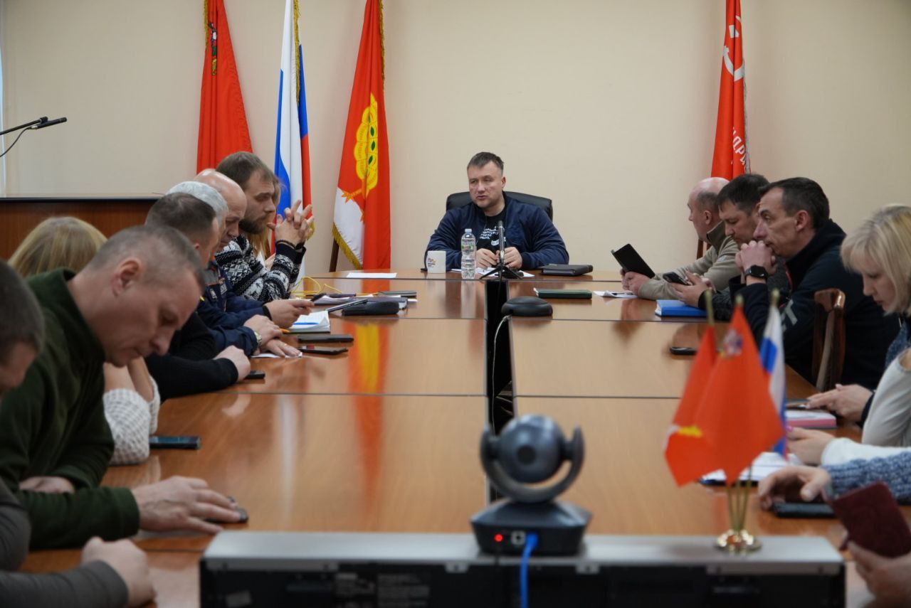 В Серпухове продолжаются работы по восстановлению подачи электроэнергии и отопления в дома 