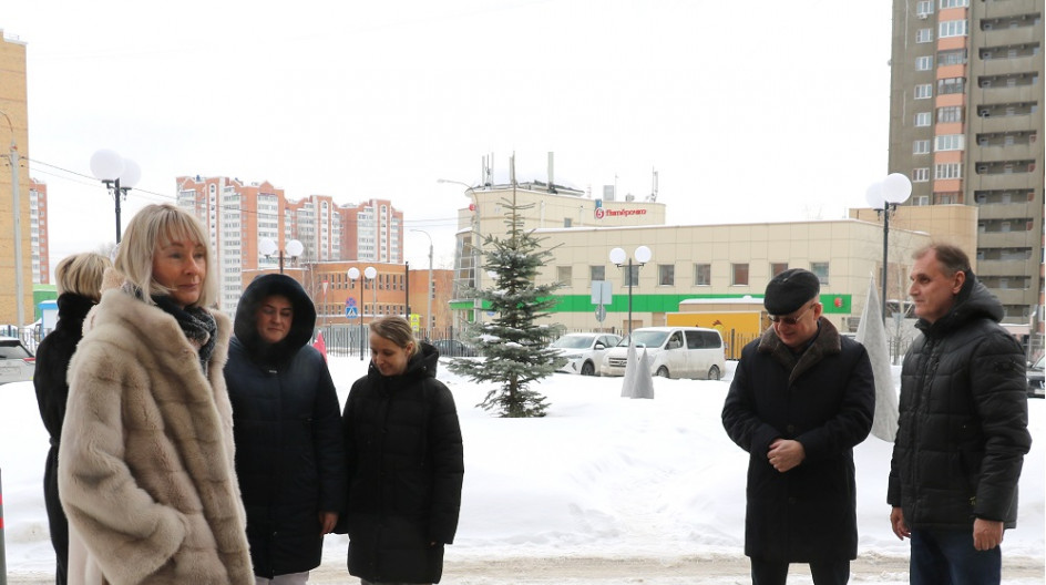 С жителями микрорайона Ивановские дворики в Серпухове обсудили организацию дополнительных парковочных мест С жителями микрорайона Ивановские дворики в Серпухове обсудили организацию дополнительных парковочных мест