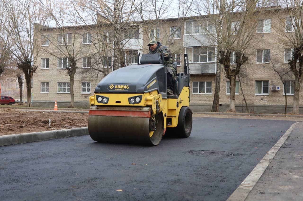 Дорожные работы в серпуховском посёлке Большевик близятся к завершению