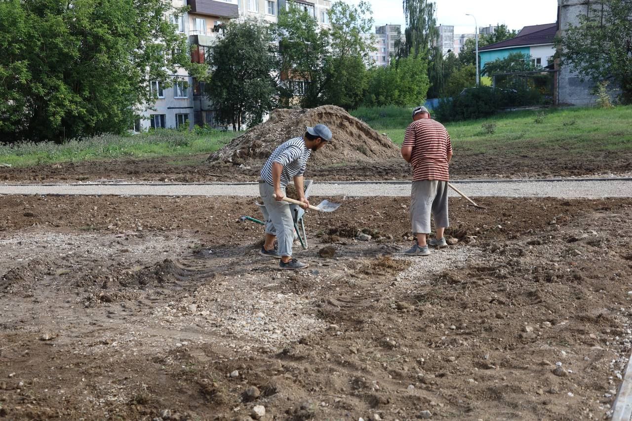 В Городском округе Серпухов продолжается благоустройство дворов