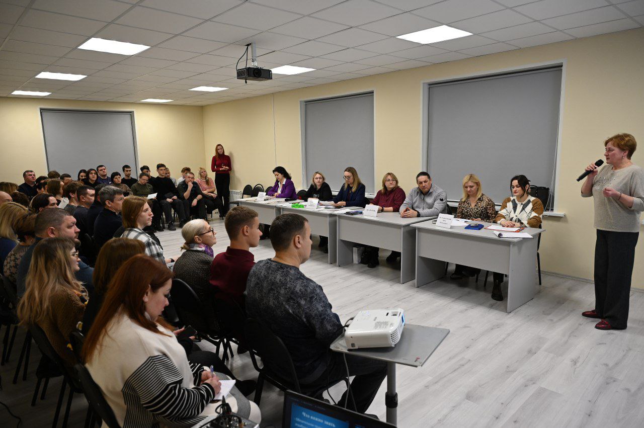 Родительское собрание по поводу получения целевых направлений для поступления в технические ВУЗы прошло в Серпухове