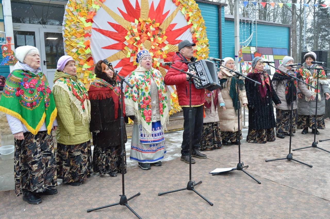 В посёлке Пролетарский в Серпухове отметили Широкую Масленицу 