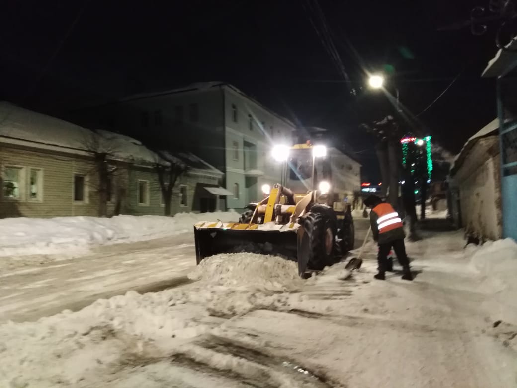 Дорожные службы продолжают работать в усиленном режиме! Дорожные службы продолжают работать в усиленном режиме!