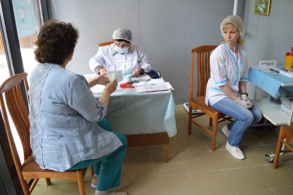 Жители Серпухова могут пройти диспансеризацию в парке