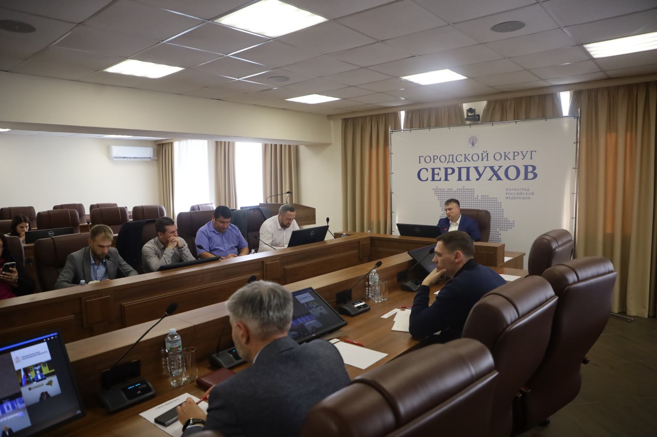 Вывоз ТКО и диспансеризацию населения обсудили в Серпухове 