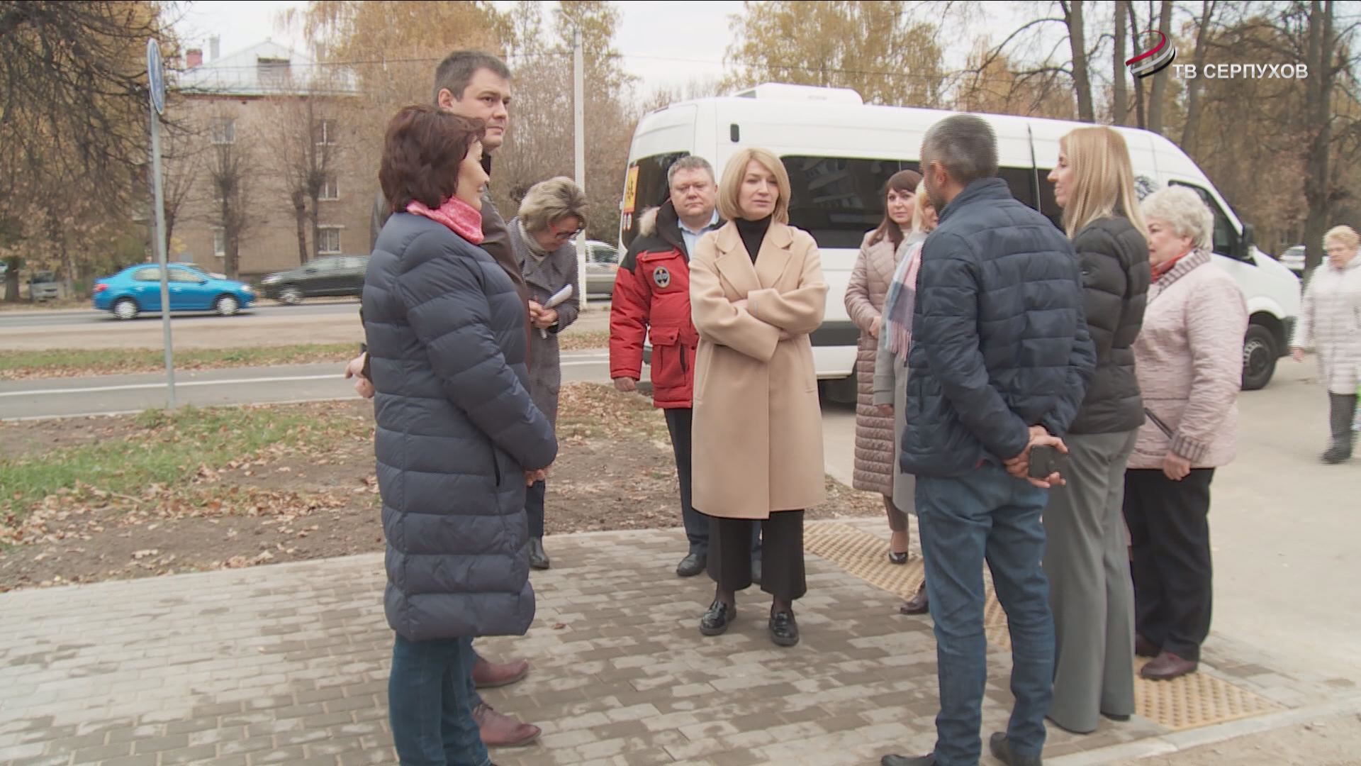 В Серпухове глава муниципалитета проверила благоустройство дворов В Серпухове глава муниципалитета проверила благоустройство дворов