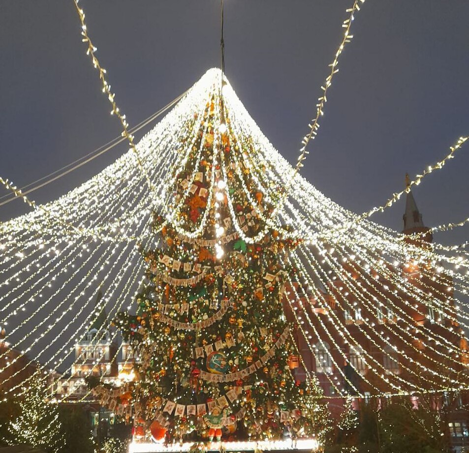 ‎Жители Серпухова могут выиграть билеты на Кремлевскую елку