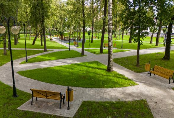 В Серпухове завершены работы по благоустройству сквера на Северной площади