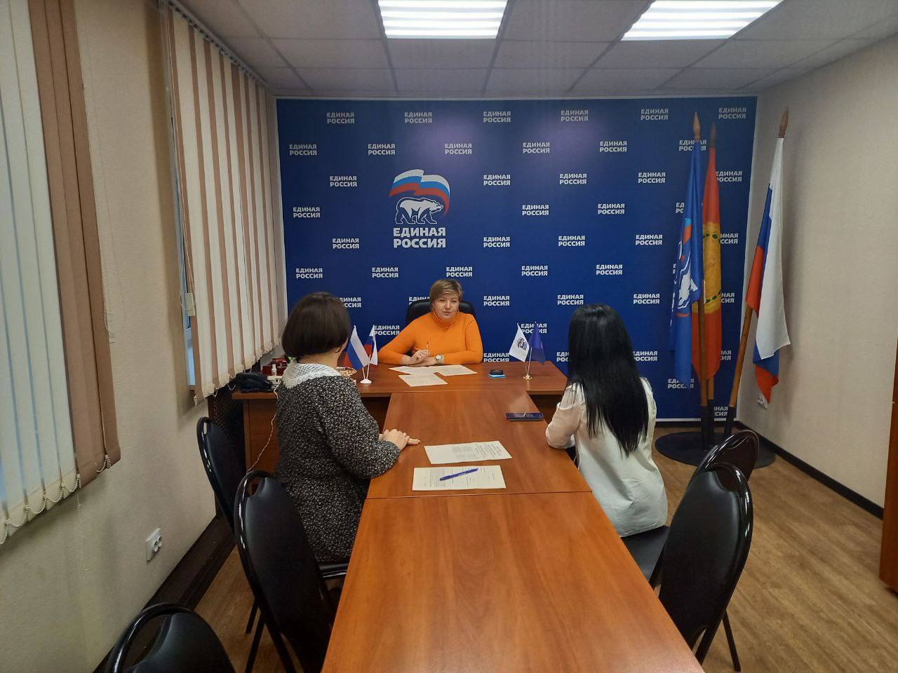 Прием по вопросам ЖКХ провела в Серпухове депутат Юлия Громова Прием по вопросам ЖКХ провела в Серпухове депутат Юлия Громова