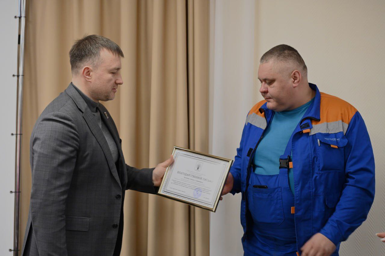 Глава Серпухова лично выразил благодарность специалистам предприятий, участвовавших в устранении последствий аварии на подстанции «Ока»