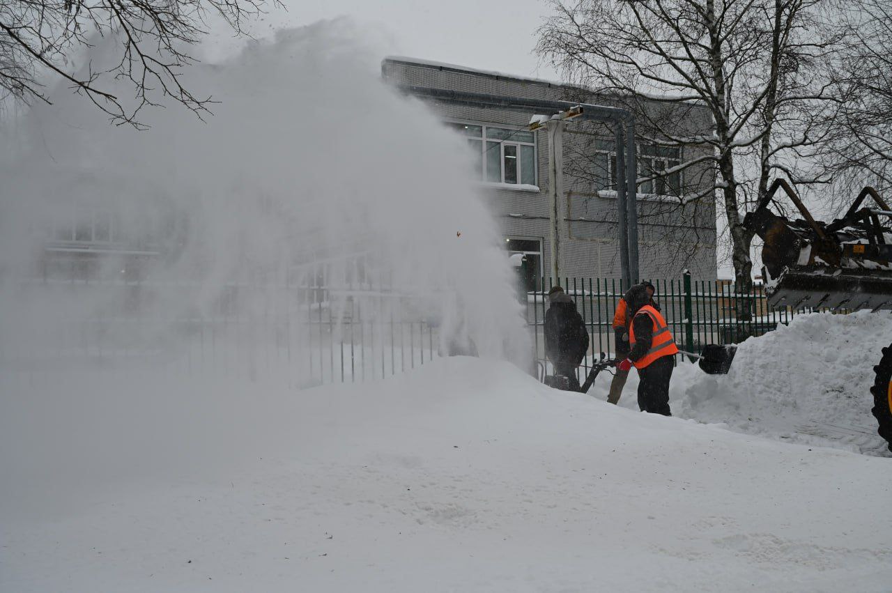 В Городском округе Серпухов усилили расчистку снега в отдаленных населенных пунктах