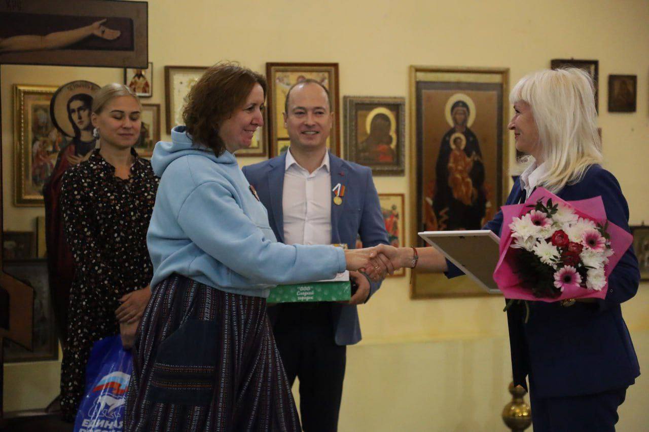 Волонтёрский цех «Добрые руки» в Серпухове отметил двухлетие Волонтёрский цех «Добрые руки» в Серпухове отметил двухлетие