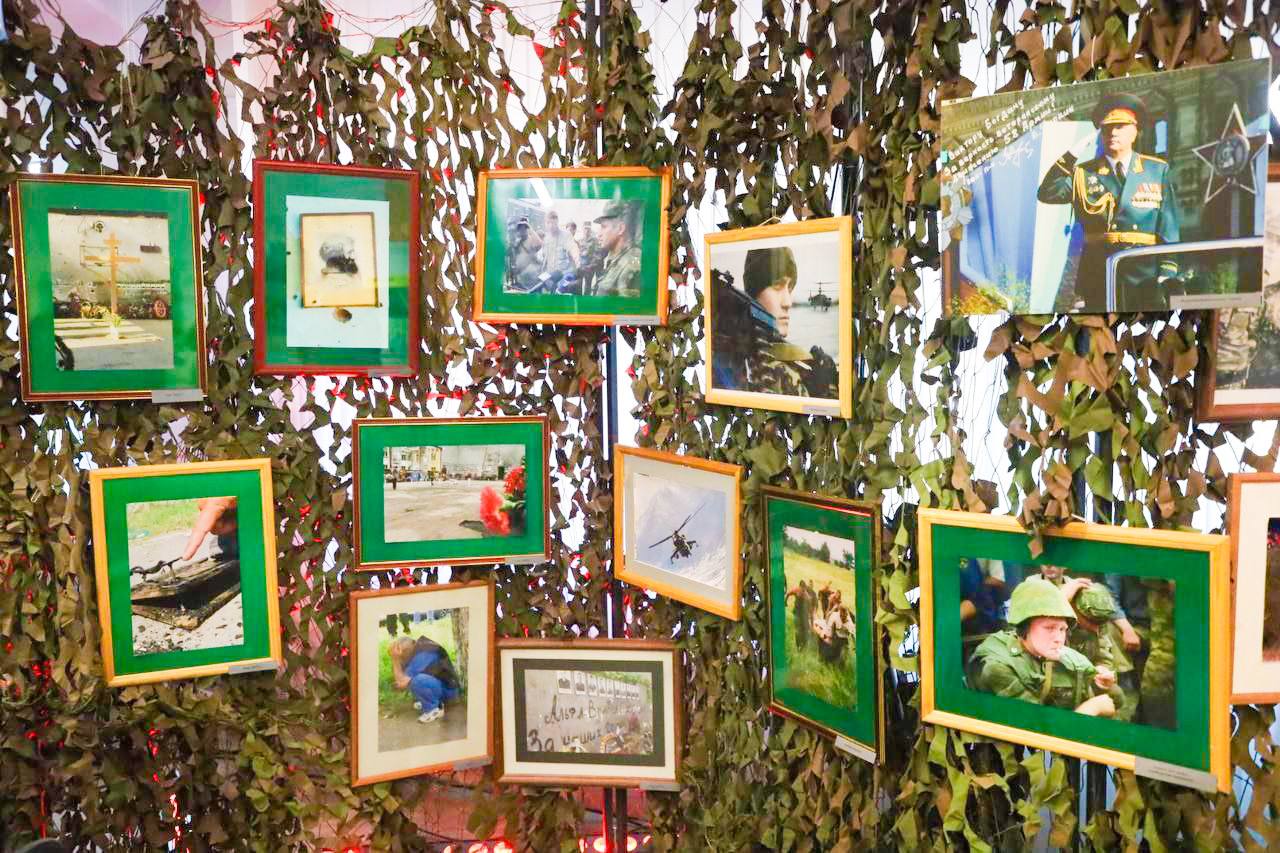 Автор фотовыставки «Южный форпост России» Виктор Богдан проведёт экскурсию в МВЦ Серпухова