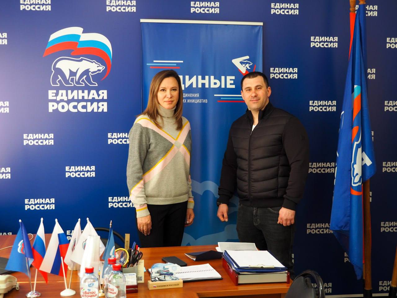 Совместные усилия по сбору гуманитарной помощи: депутат Максим Валиков доставил партию груза в Серпуховское местное отделение «Единой России»