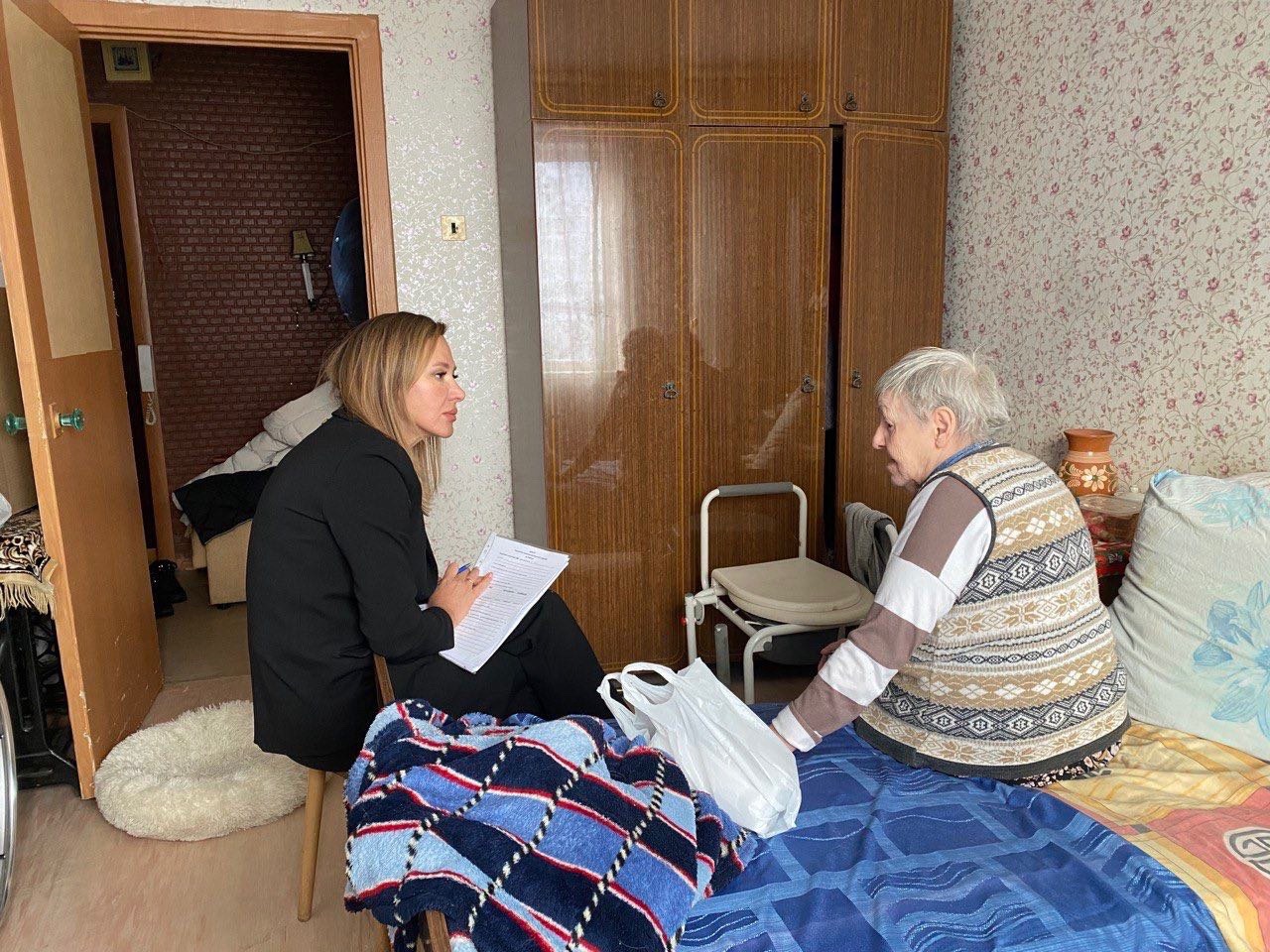 Секретарша колготки