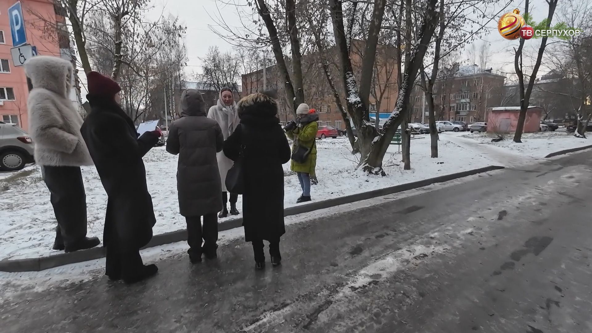 Последний в уходящем году рейд по городским дворам напомнил о приходе зимы