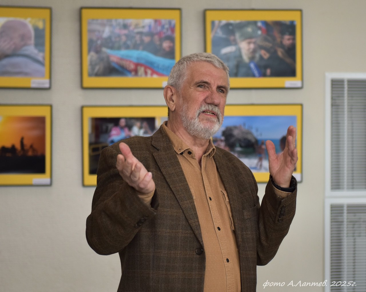 В Пущино работает выставка члена местного фотоклуба Алексея Окунеева В Пущино работает выставка члена местного фотоклуба Алексея Окунеева