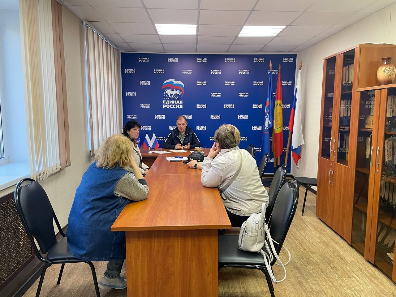 Приём граждан в Серпухове провёл депутат Игорь Ермаков
