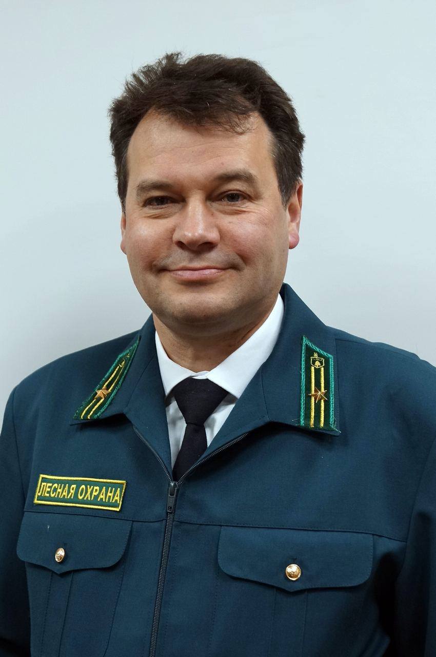 В областном конкурсе Добровольной пожарной дружины победил работник «Русского леса» Евгений Кулаков