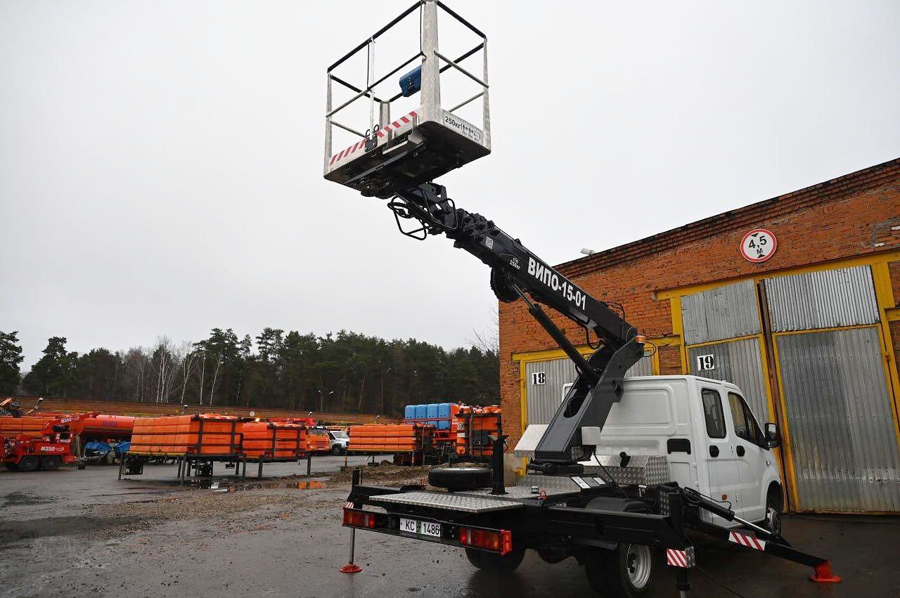 В коммунальные службы Серпухова поступает новая техника