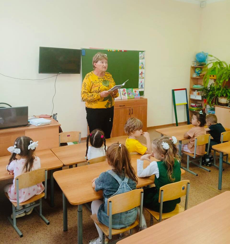 О правилах пользования библиотекой рассказали дошкольникам Серпухова О правилах пользования библиотекой рассказали дошкольникам Серпухова