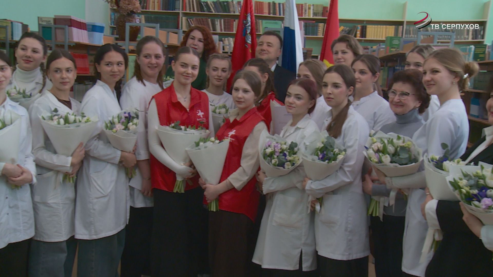 В Серпухове поздравляют женщин с 8 Марта