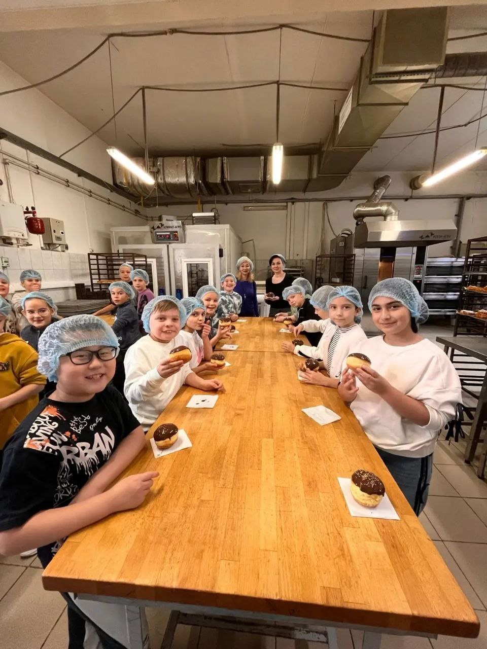 Школьники Серпухова побывали на производстве хлебобулочных изделий