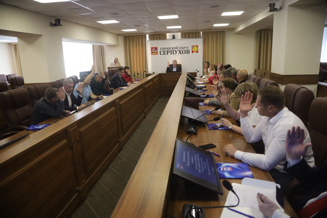 В ряды партии «Единая Россия» в Серпухове приняли 11 человек В ряды партии «Единая Россия» в Серпухове приняли 11 человек