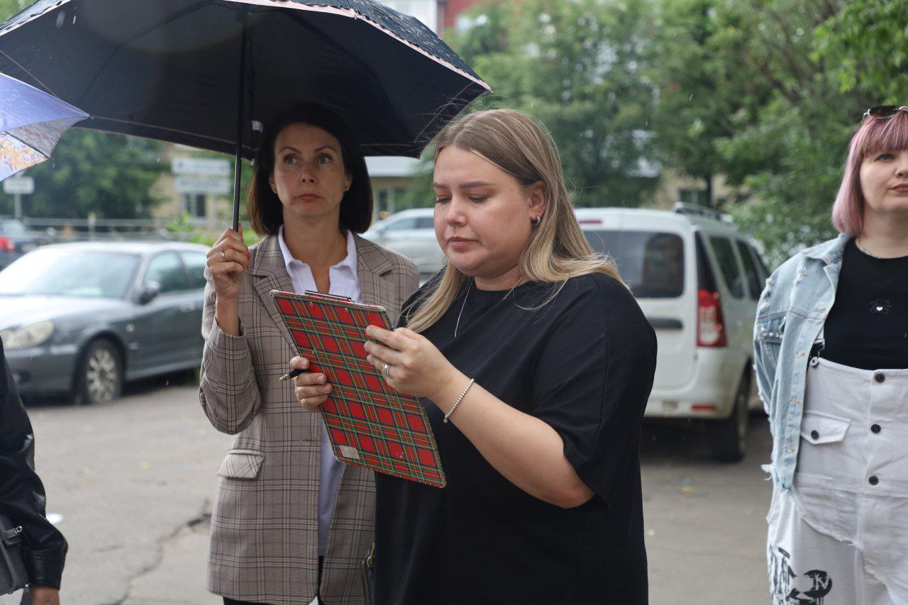 Оперативная группа проверила содержание территорий на Московском шоссе в Серпухове
