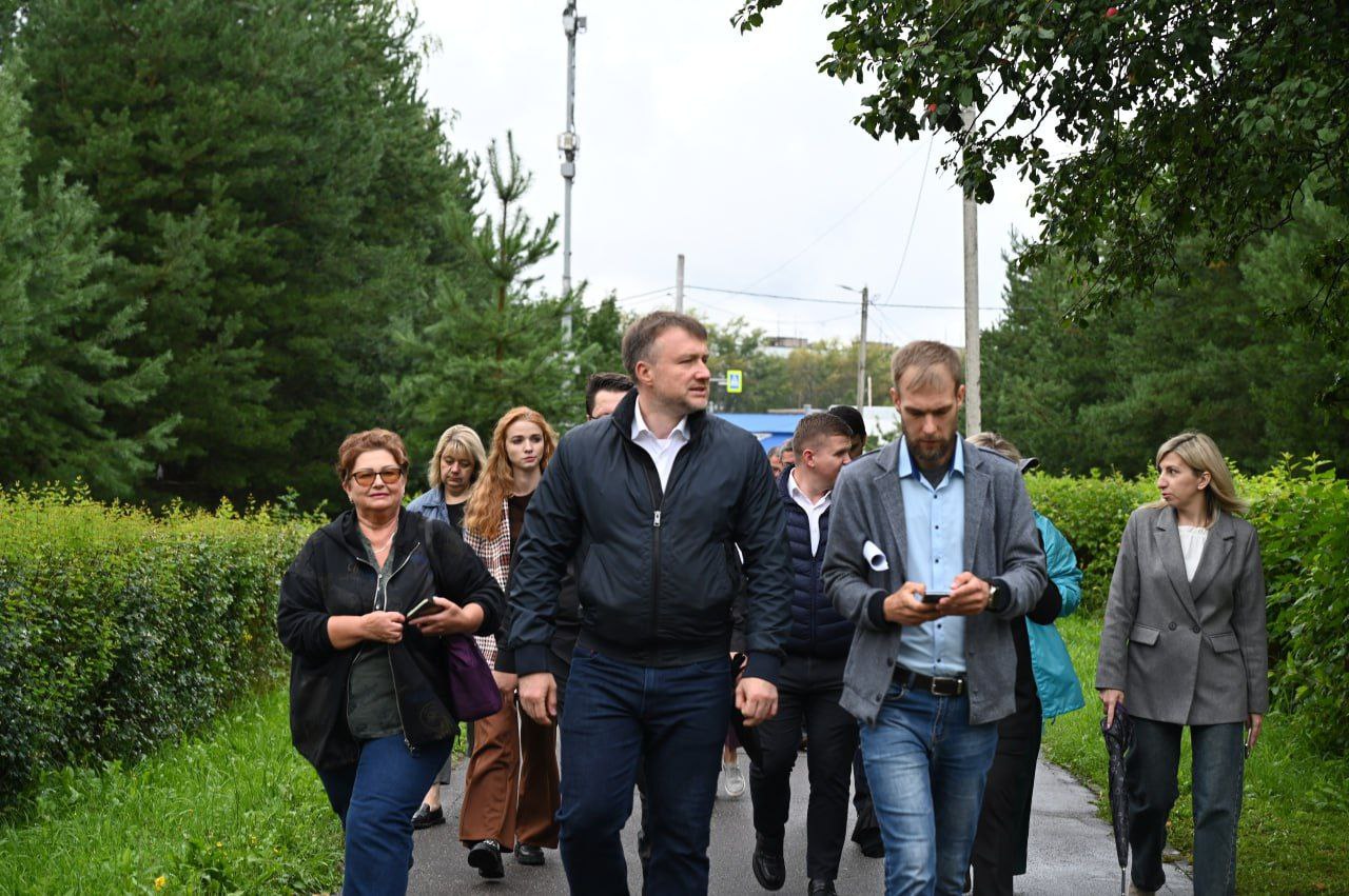 Глава Серпухова проверил объекты благоустройства и подготовку к зиме в Пущино