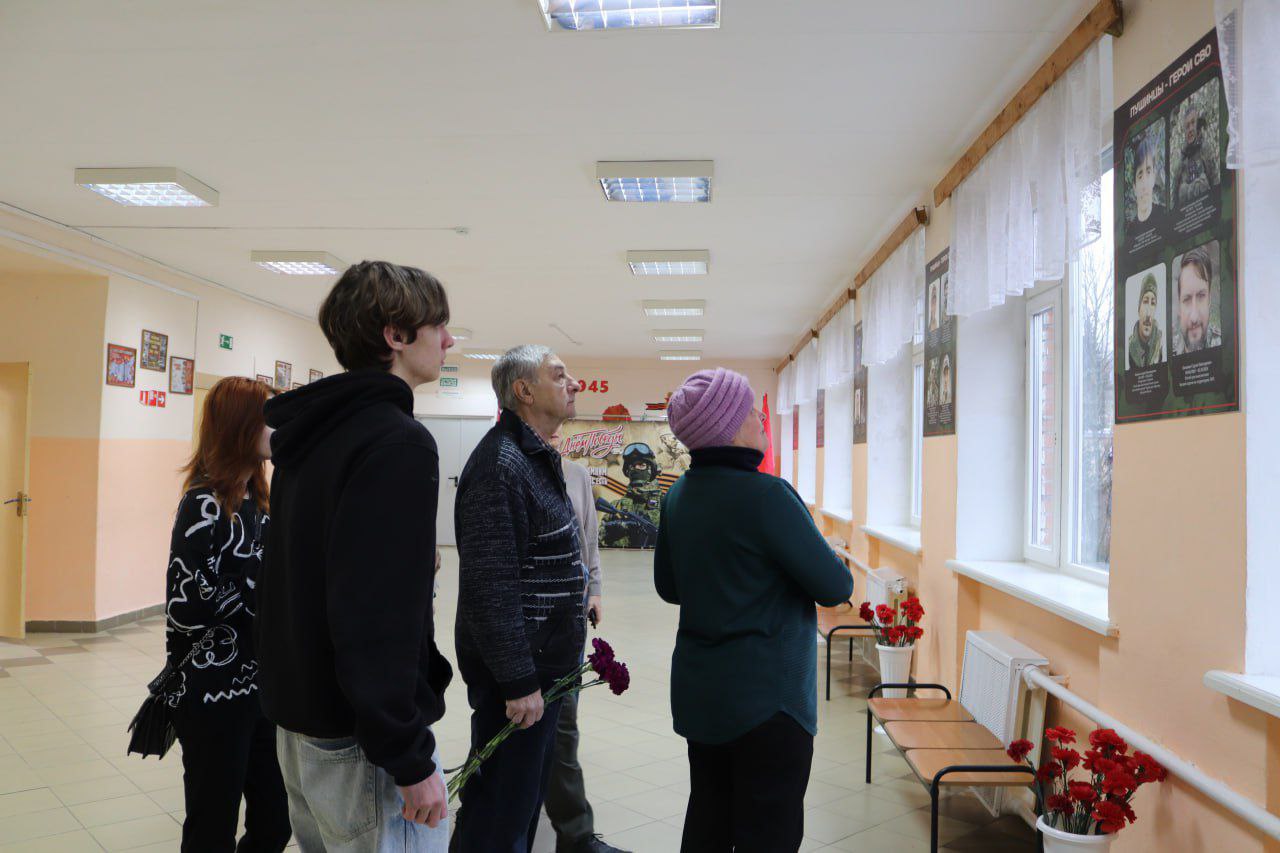 В Пущино почтили память погибшего год назад в ходе СВО Александра Арефьева