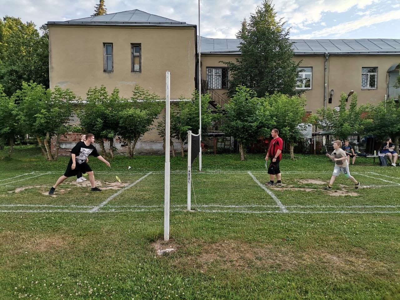 Деревня соревнование кемеровская. Спорт эстафета. Мероприятия туризм. Поселок соревнование московская область. Славянск на кубани соревнования по волейболу.