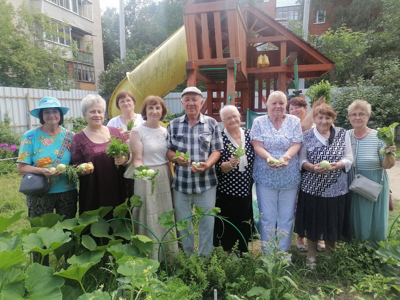 В социальном центре «Серпуховский» работает клуб садоводов-огородников
