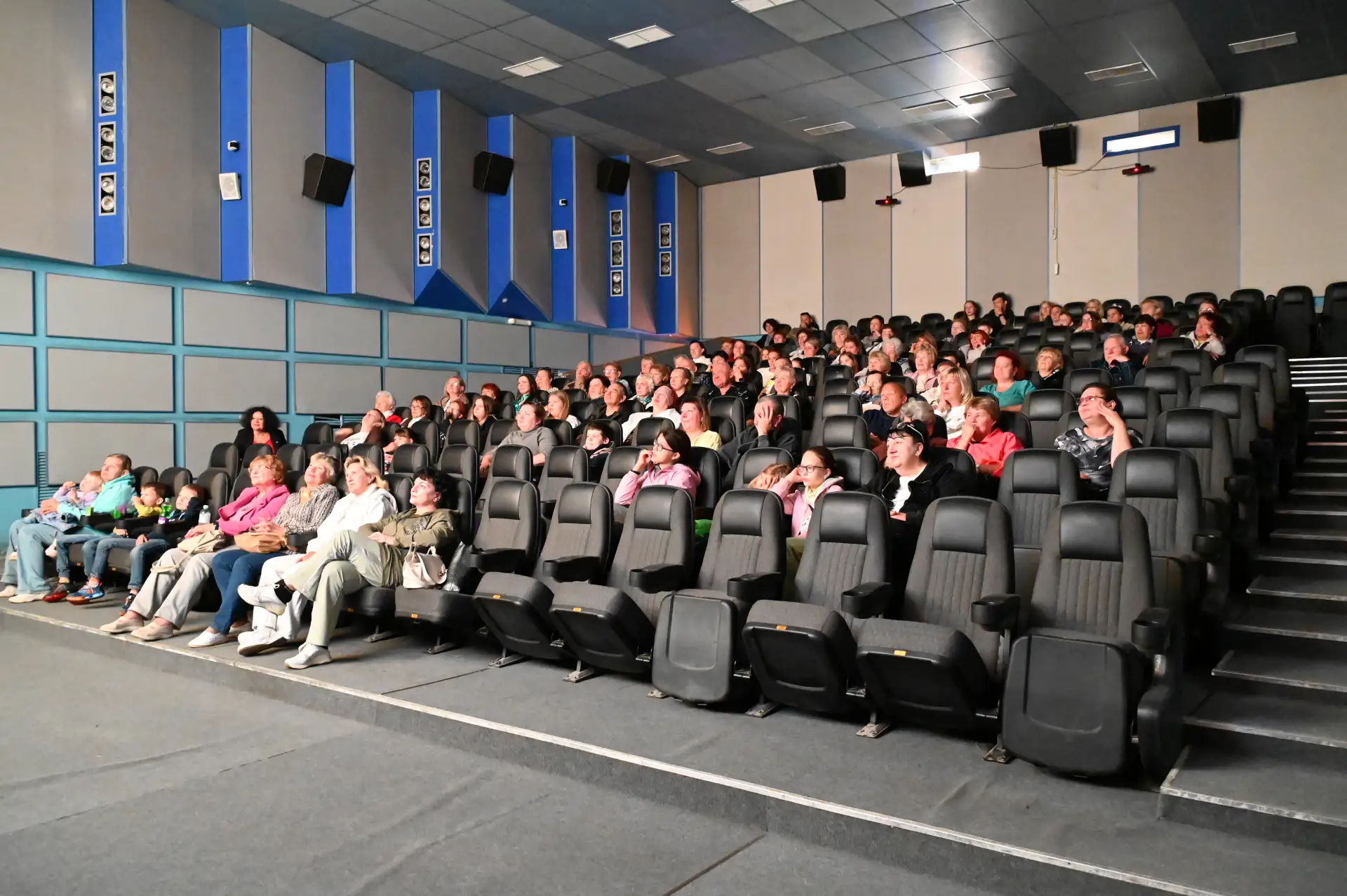 В Серпухове продолжается проект «СВОе кино». 