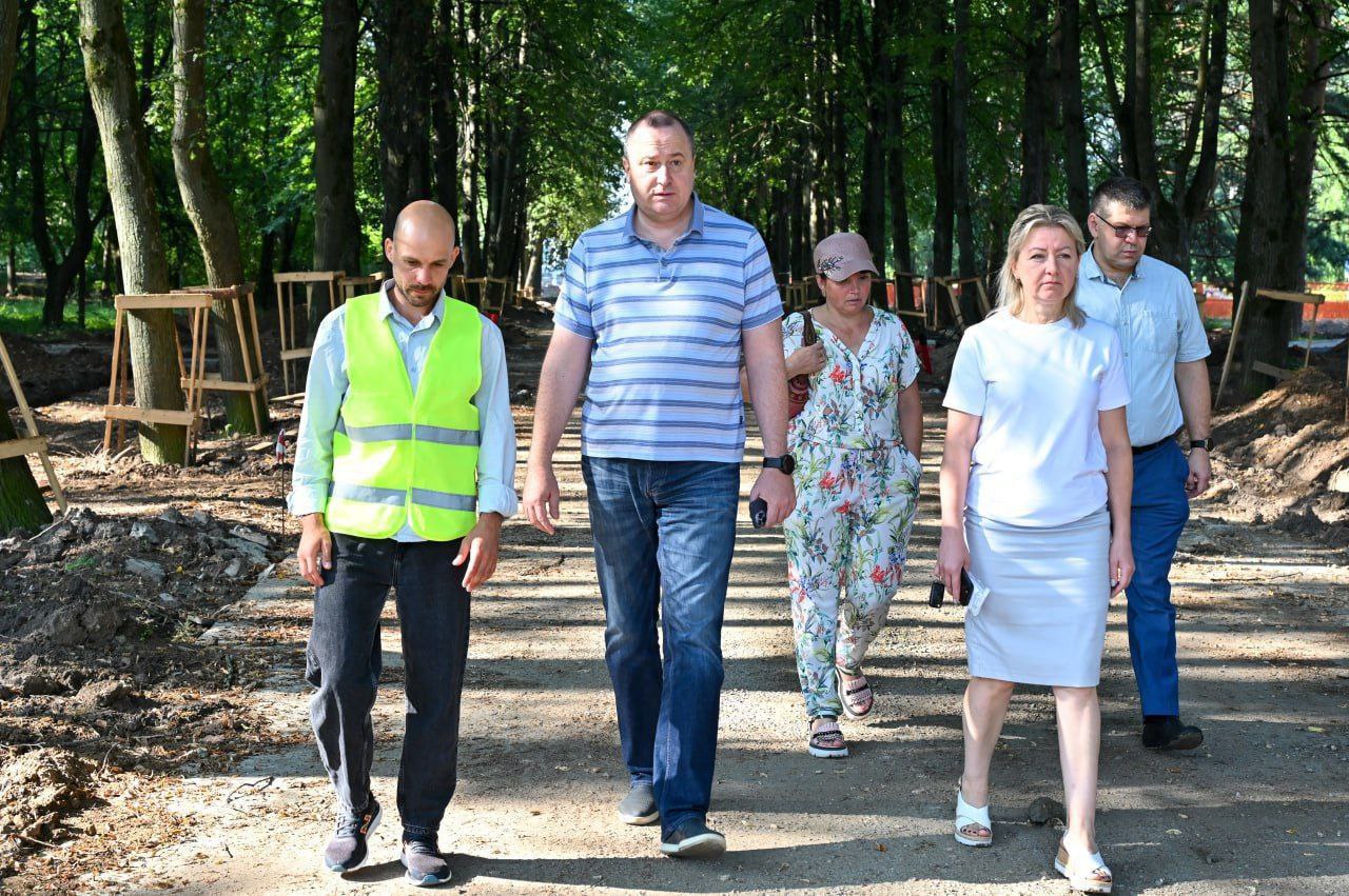 В Пущино проверили объекты благоустройства