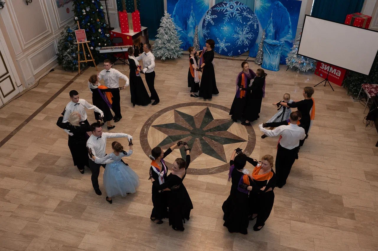 Серпуховский клуб исторического танца «Ренессанс» отметил 15-летие