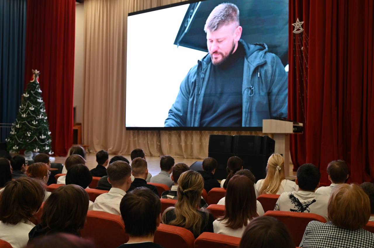 В серпуховских школах проходят показы фильма о ветеране СВО Игоре Старовойте