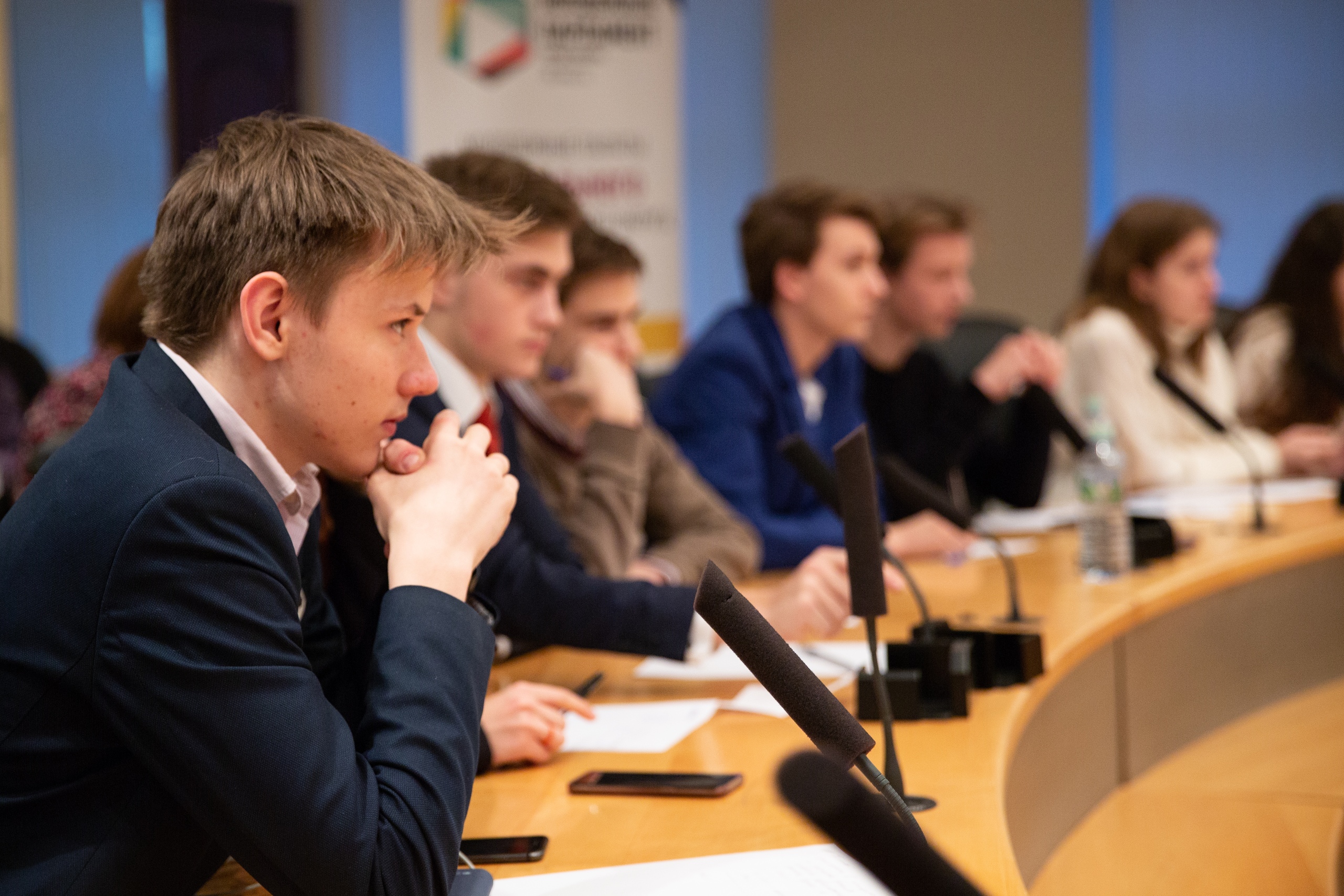 дебаты тв центр лдпр единая россия 2012. дебаты на выборах 2021. штаб квартира лдпр. дебаты студенческие анонс. дебаты 26 февраля.