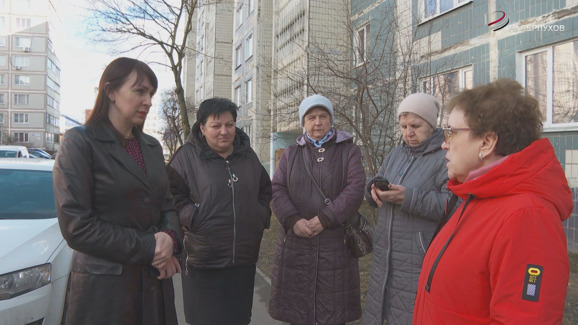 В Серпухове на центральных улицах проверили содержание домов и подъездов