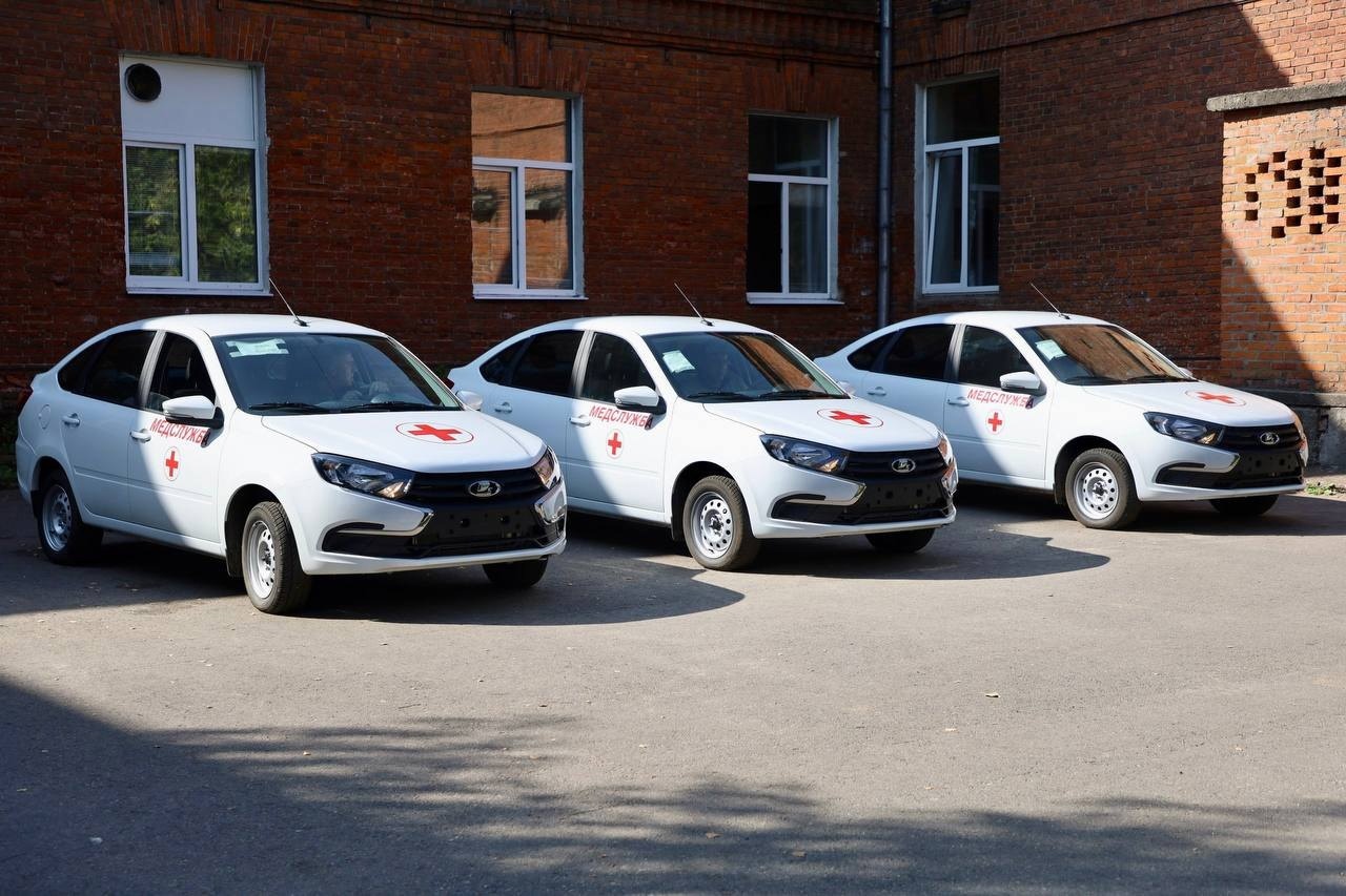 4 сентября в свой первый рабочий рейс отправятся три новых автомобиля, поступившие в Серпуховскую больницу