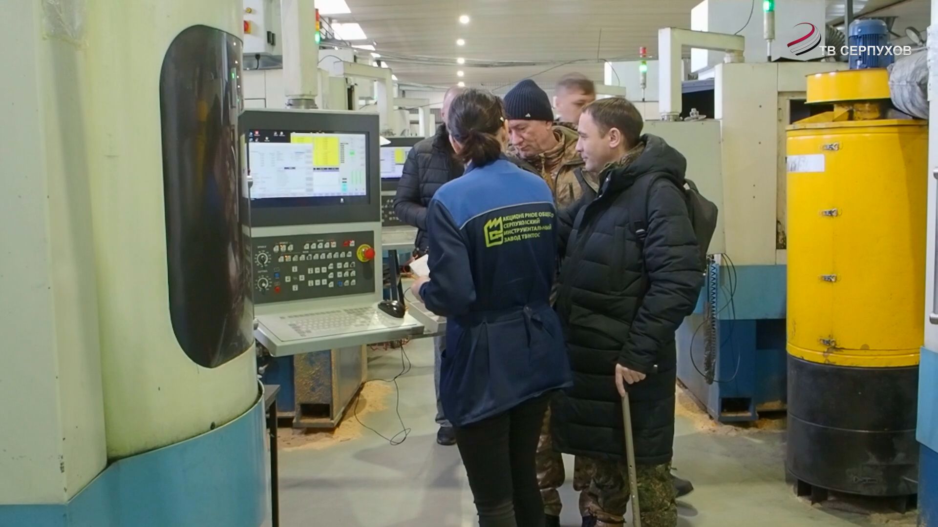 В Серпухове на заводе "Твинтос" прошла экскурсия для участников СВО