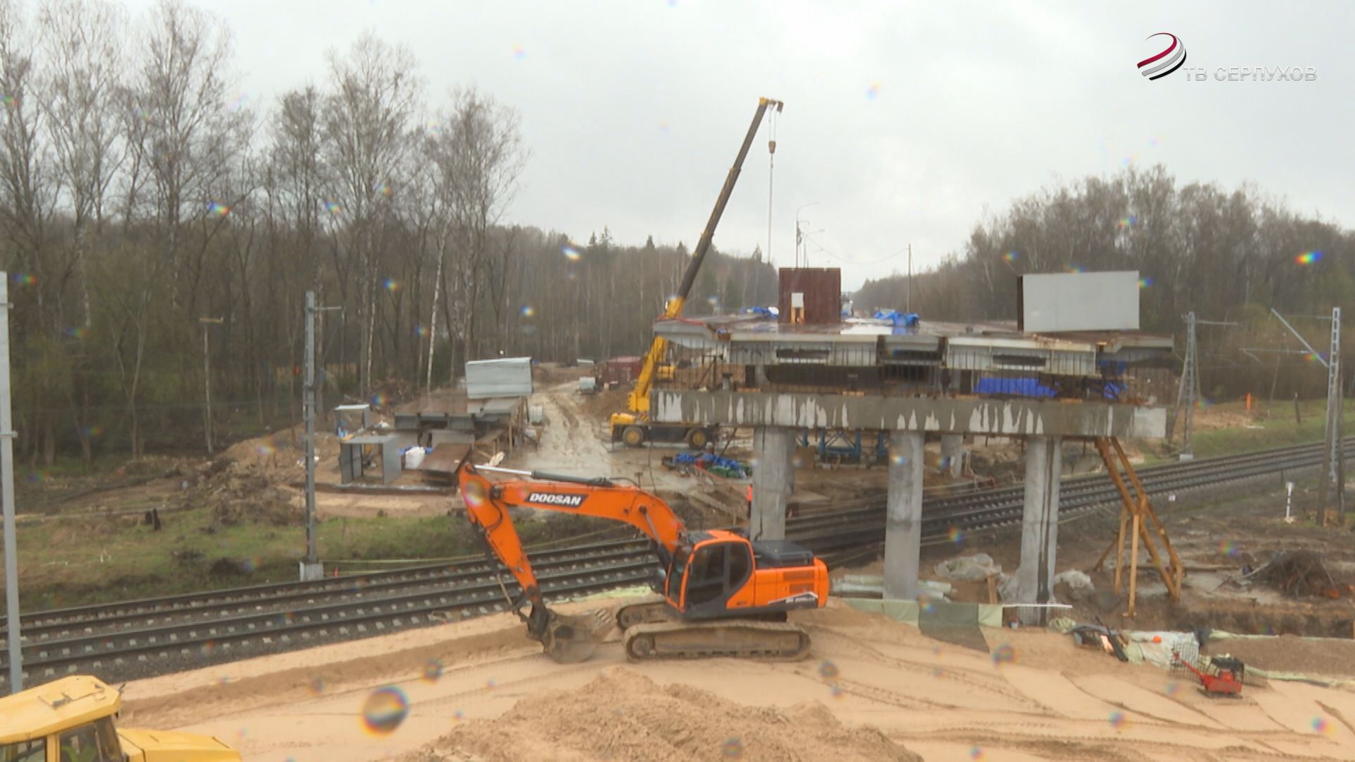 В Серпухове продолжается реконструкция путепроводов