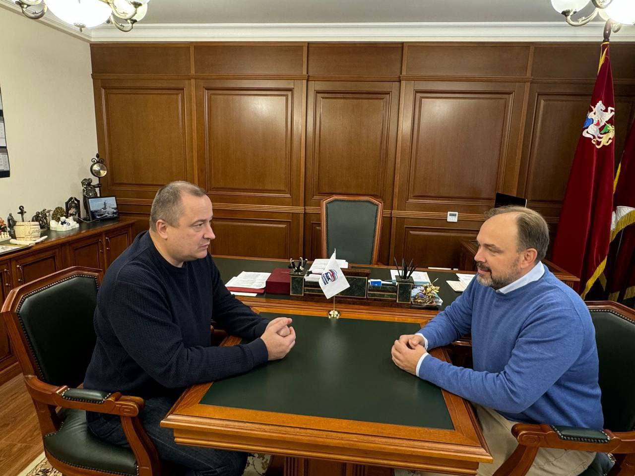  Глава Серпухова встретился с пчеловодом и медовым сомелье Иваном Козярским