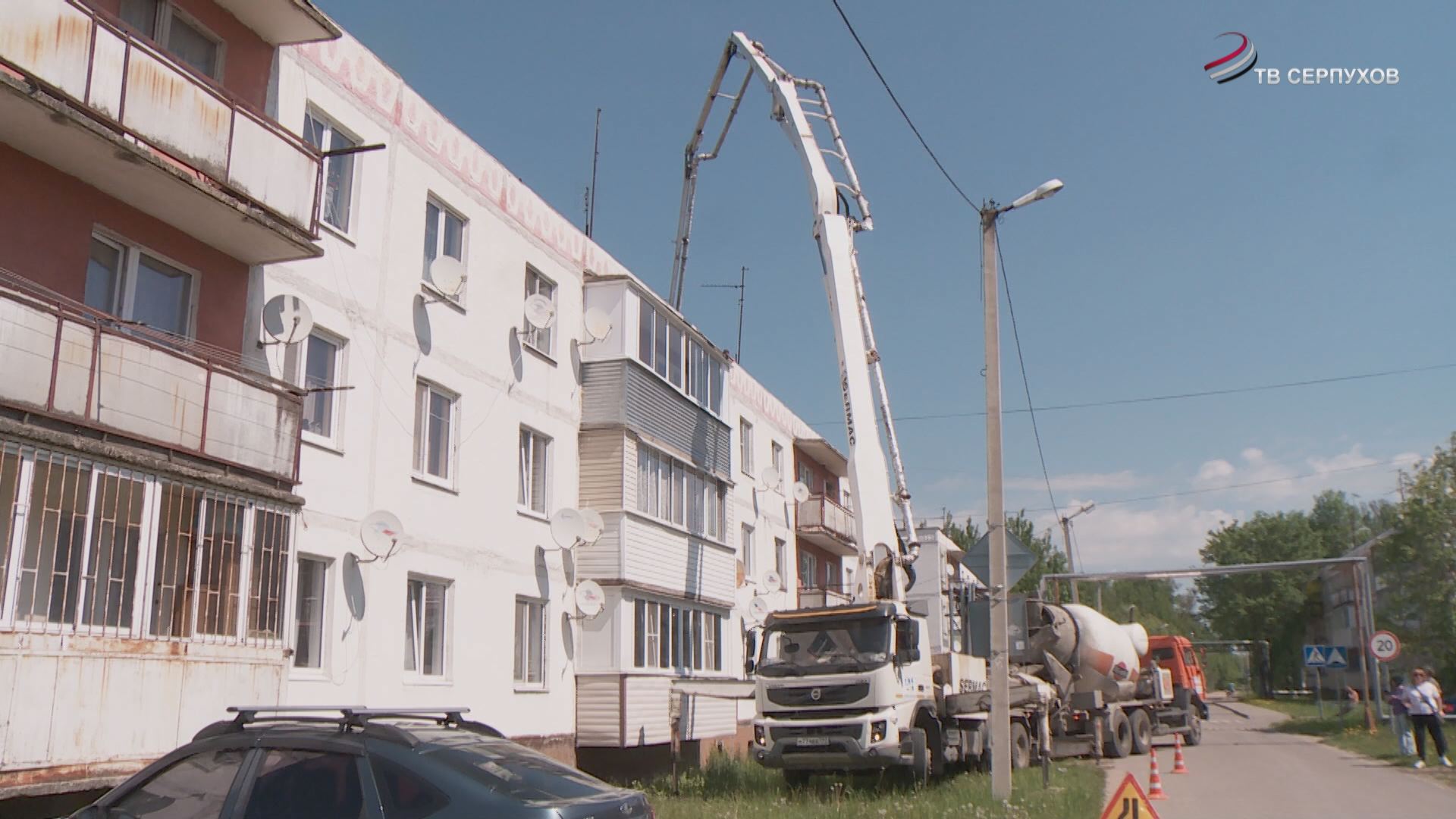 В Райсеменовском ремонтируют самые проблемные крыши