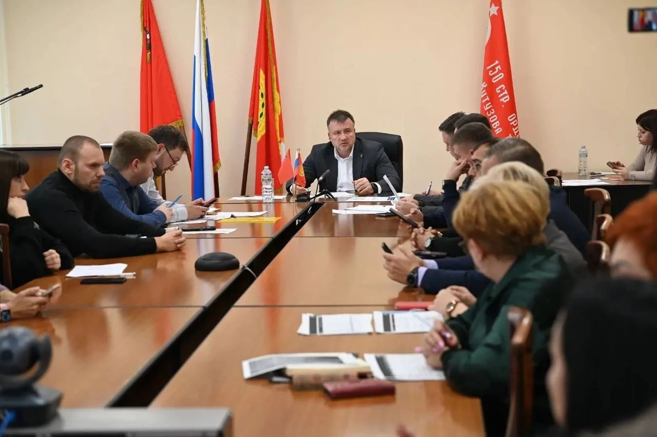 В Серпухове усилят работу по проблемам отопления и ремонта кровель В Серпухове усилят работу по проблемам отопления и ремонта кровель