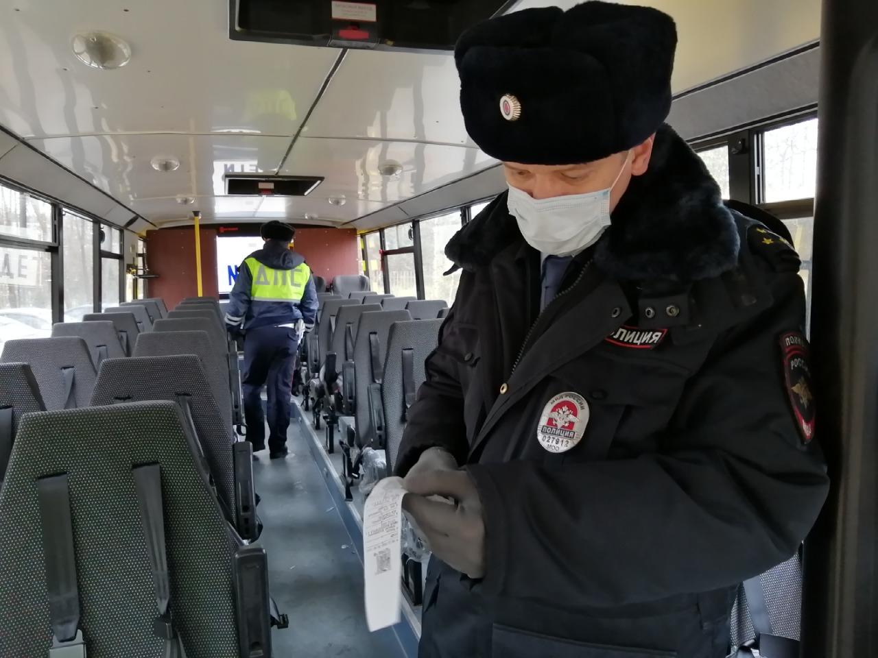 Профилактическое мероприятие автобус. 11 автобус рейд. 11 автобус рейд. Автобус дпс. Автобусы мострансавто внутри.