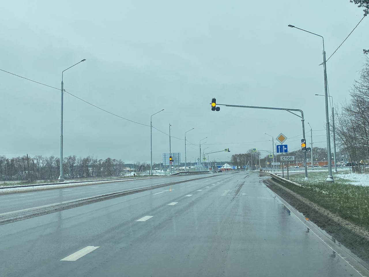 Новый светофор заработал на трассе Серпухов — Протвино