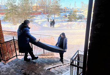 Неравнодушная молодежь помогает жителям Серпухова в трудных ситуациях